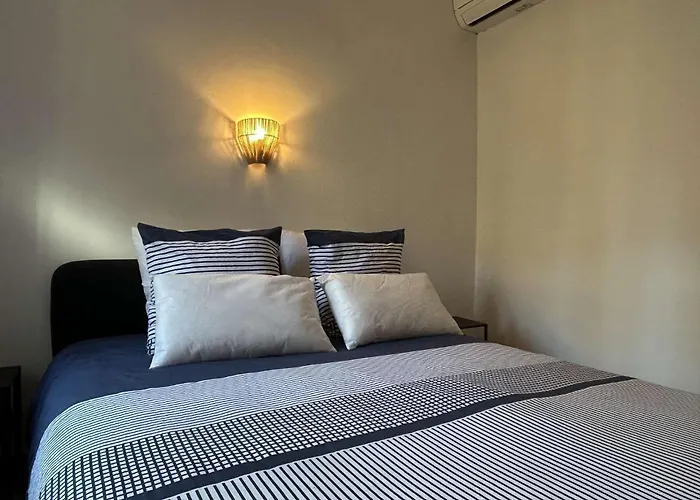 2 Pieces 2 Couchages Sur Bn000-18a